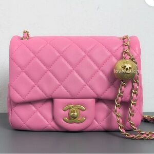 Fashion Pink Quilted Pearl Crush Mini Square Italian Leather Gold Mono Accents